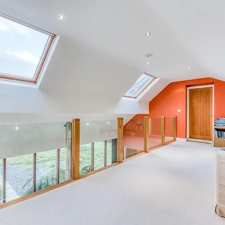 Дом отдыха 4 Bed In Broughton Mills 75286 *